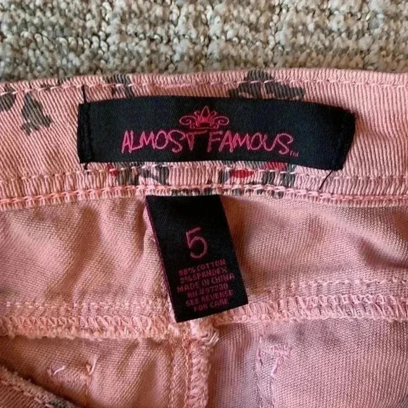 Almost Famous Floral Jeans - Picture 2 of 5